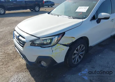 2018 Subaru Outback 2.5I Touring из США, поврежденный, VIN 4S4BSATC5J3208482